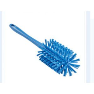 Preparation cleaning tools for undersealing a vehicle. Long pipe brush